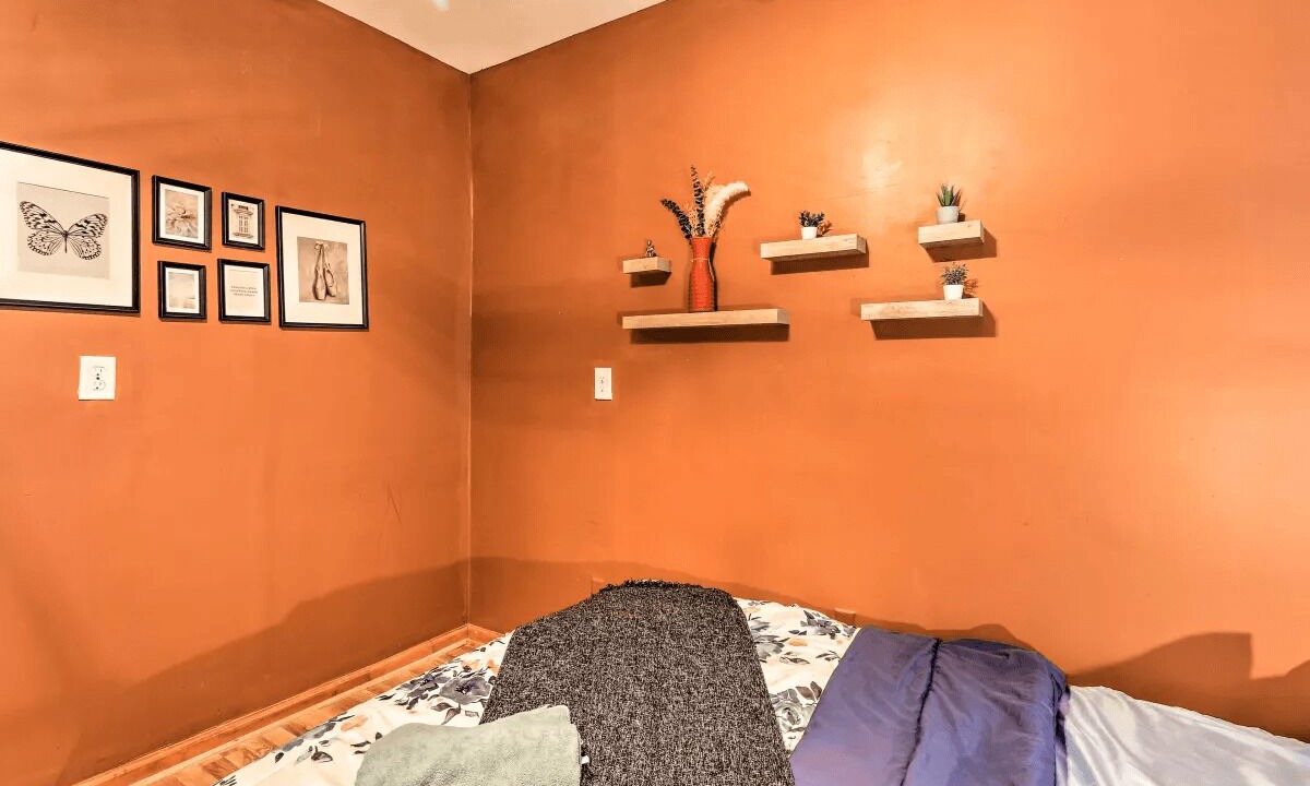 Photo of Bedroom in Historic Downtown
