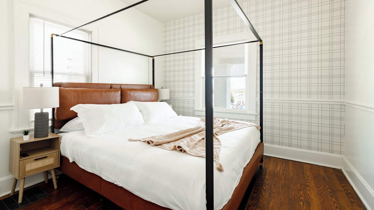 Photo of Bedroom in Hamilton