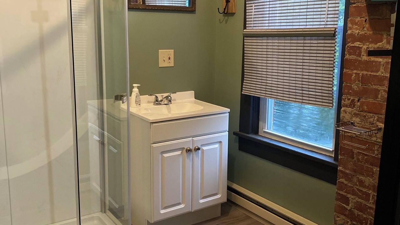 Photo of Bathroom in Ashland