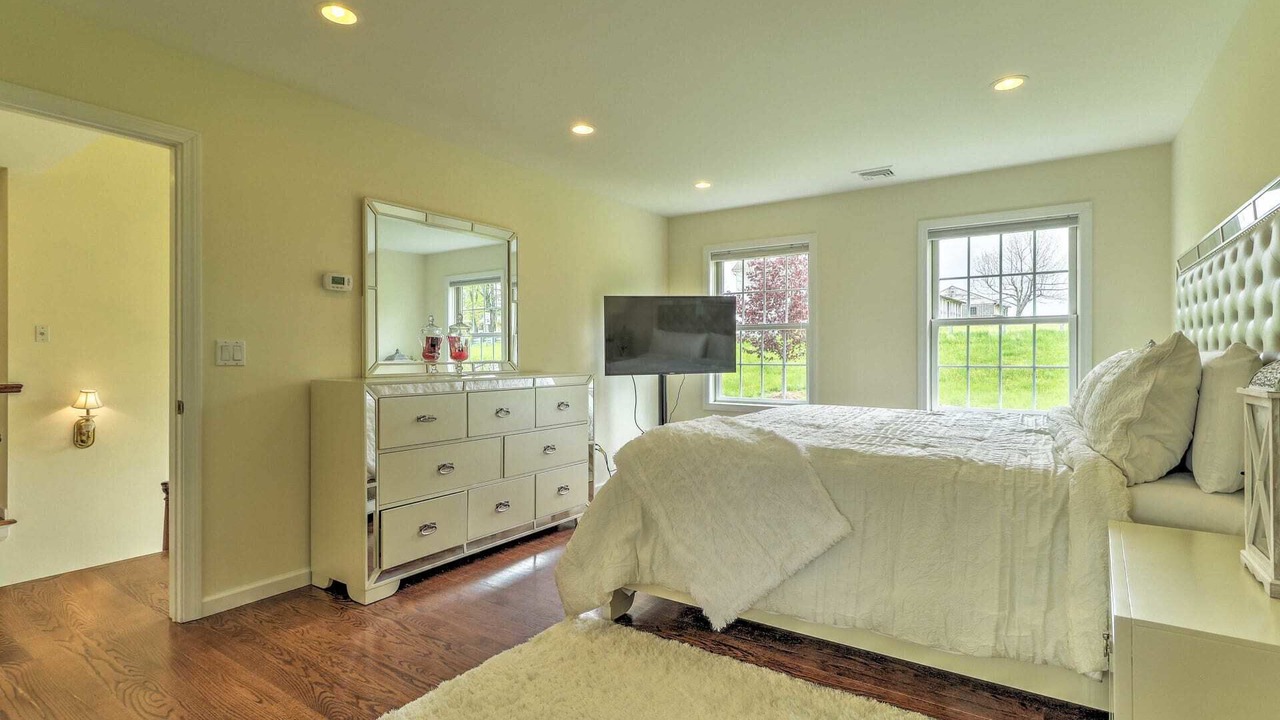 Photo of Bedroom in Goshen
