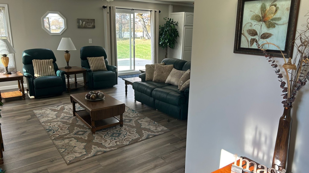 Photo of Livingroom in St. Marys