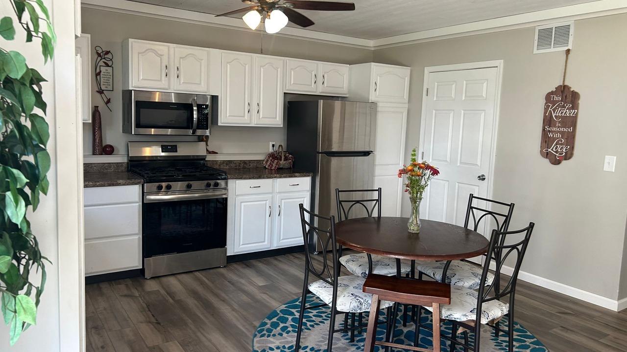 Photo of Kitchen in St. Marys