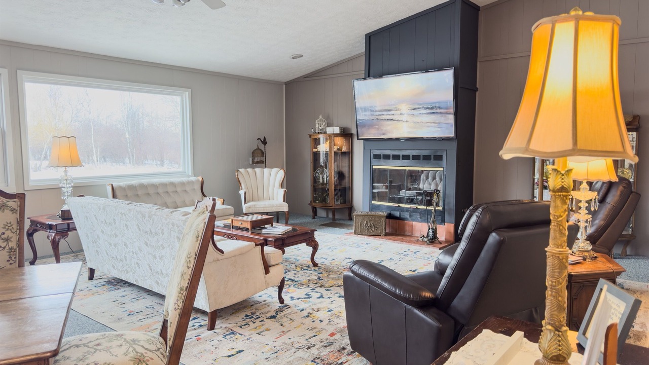 Photo of Livingroom in Marblehead