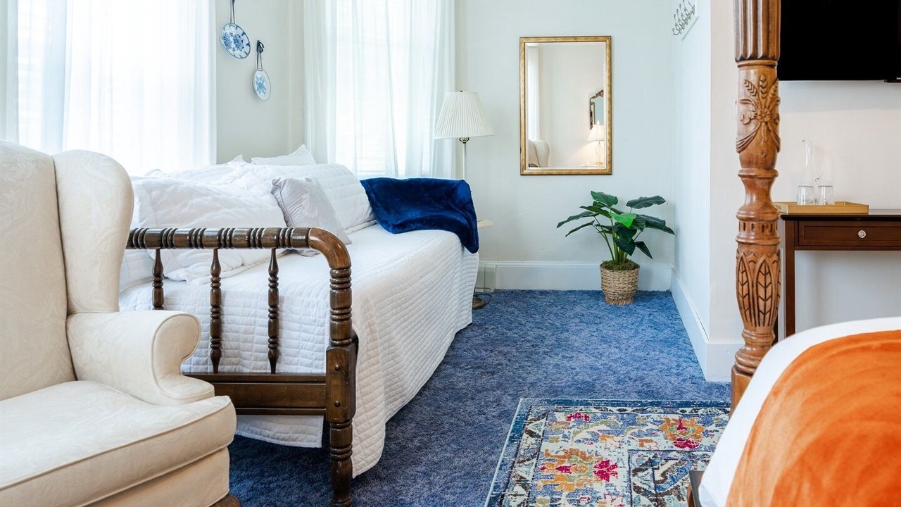 Photo of Bedroom in Marblehead