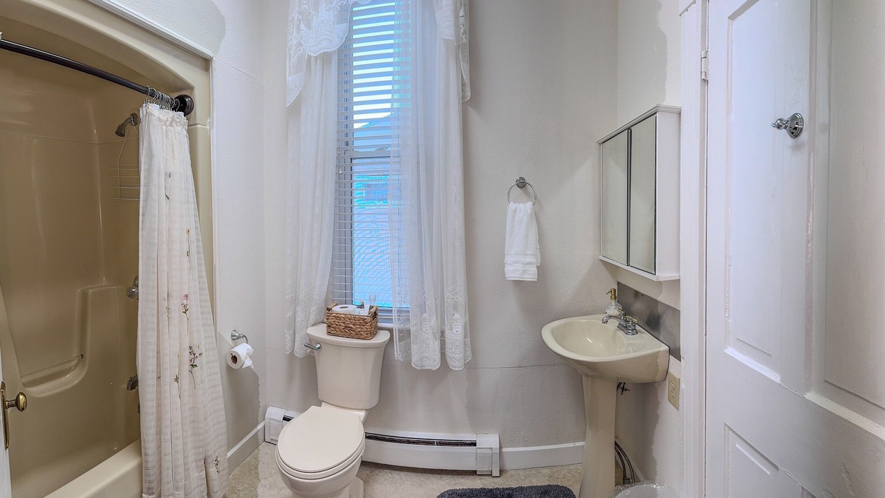 Photo of Bathroom in Gypsum