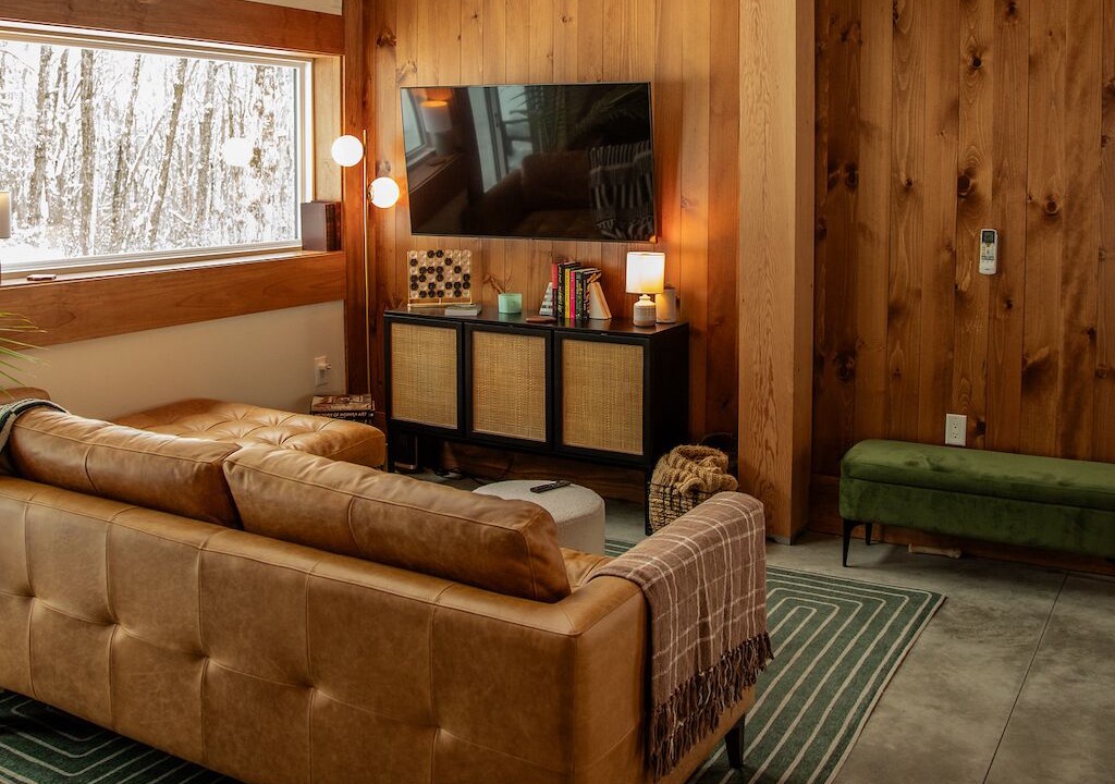 Photo of Livingroom in Jim Thorpe