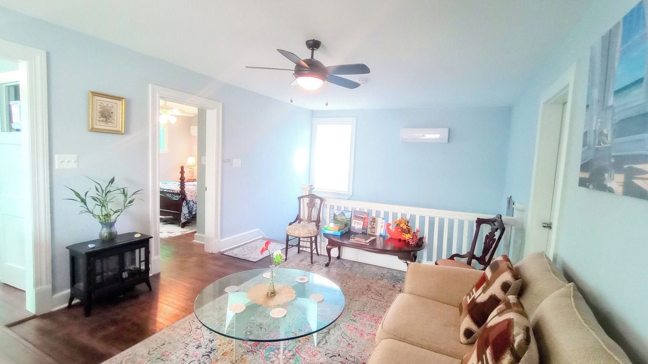 Photo of Livingroom in Greensboro