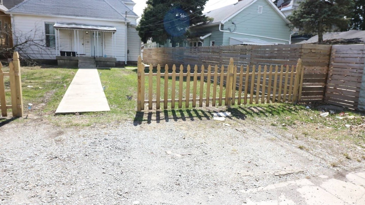 Photo of Others in Near Eastside