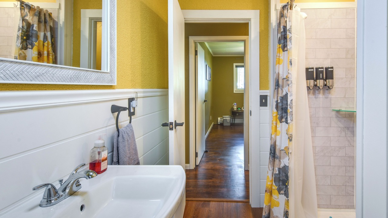 Photo of Bathroom in DuBois