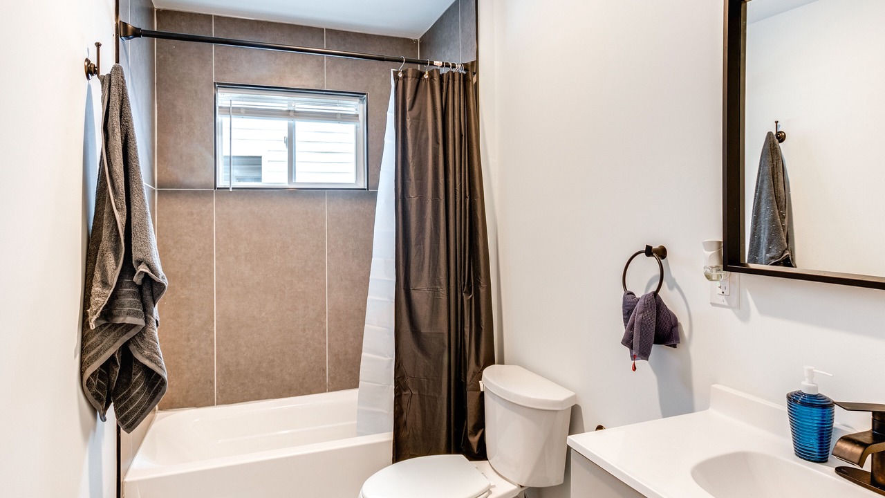 Photo of Bathroom in Elizabeth