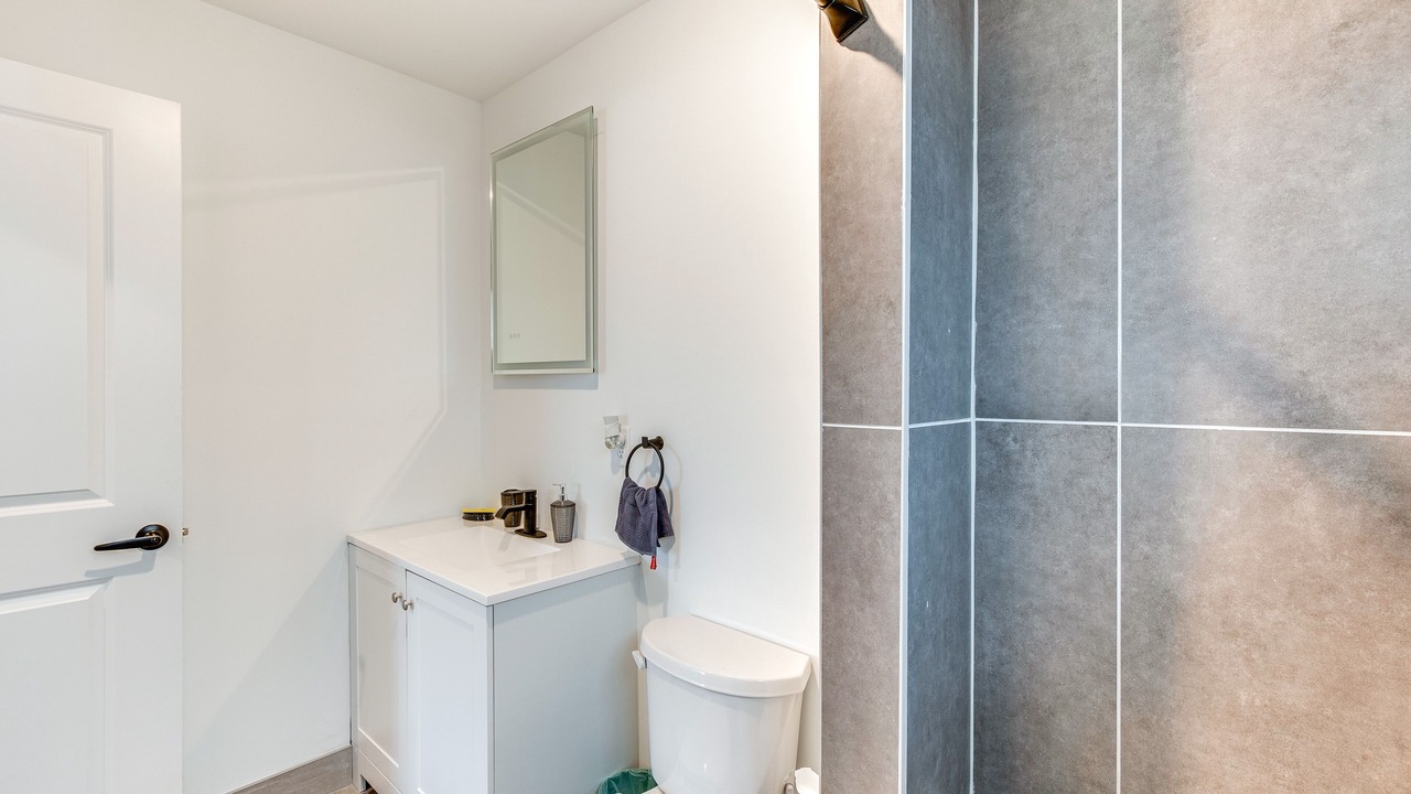 Photo of Bathroom in Elizabeth