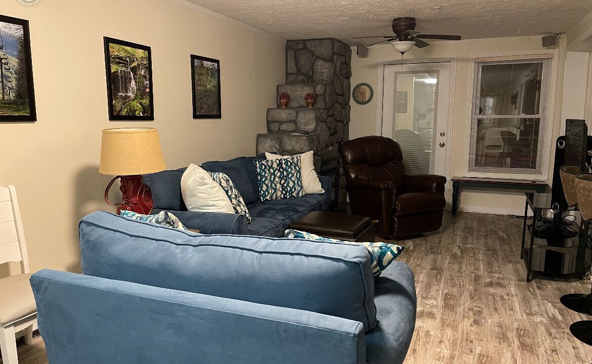 Photo of Livingroom in Claysburg
