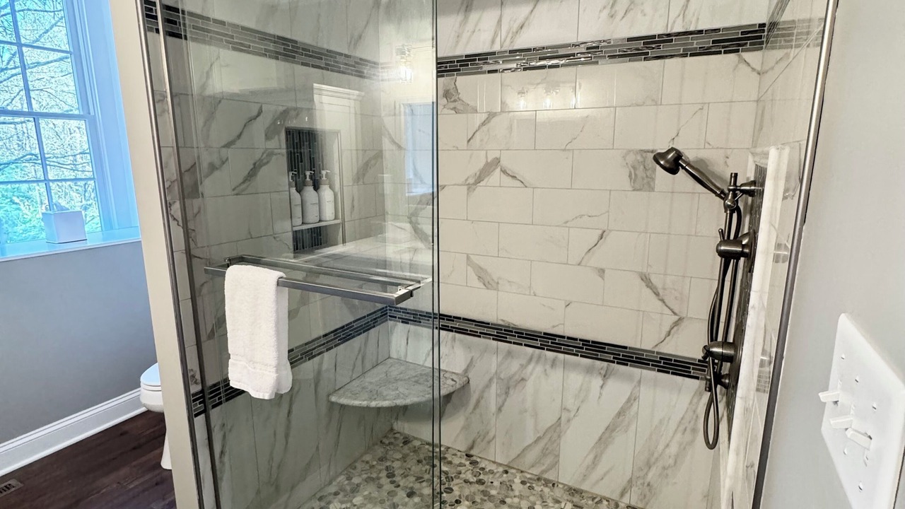 Photo of Bathroom in Lebanon - Pine Grove