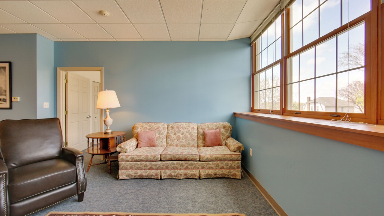Photo of Livingroom in New Kensington