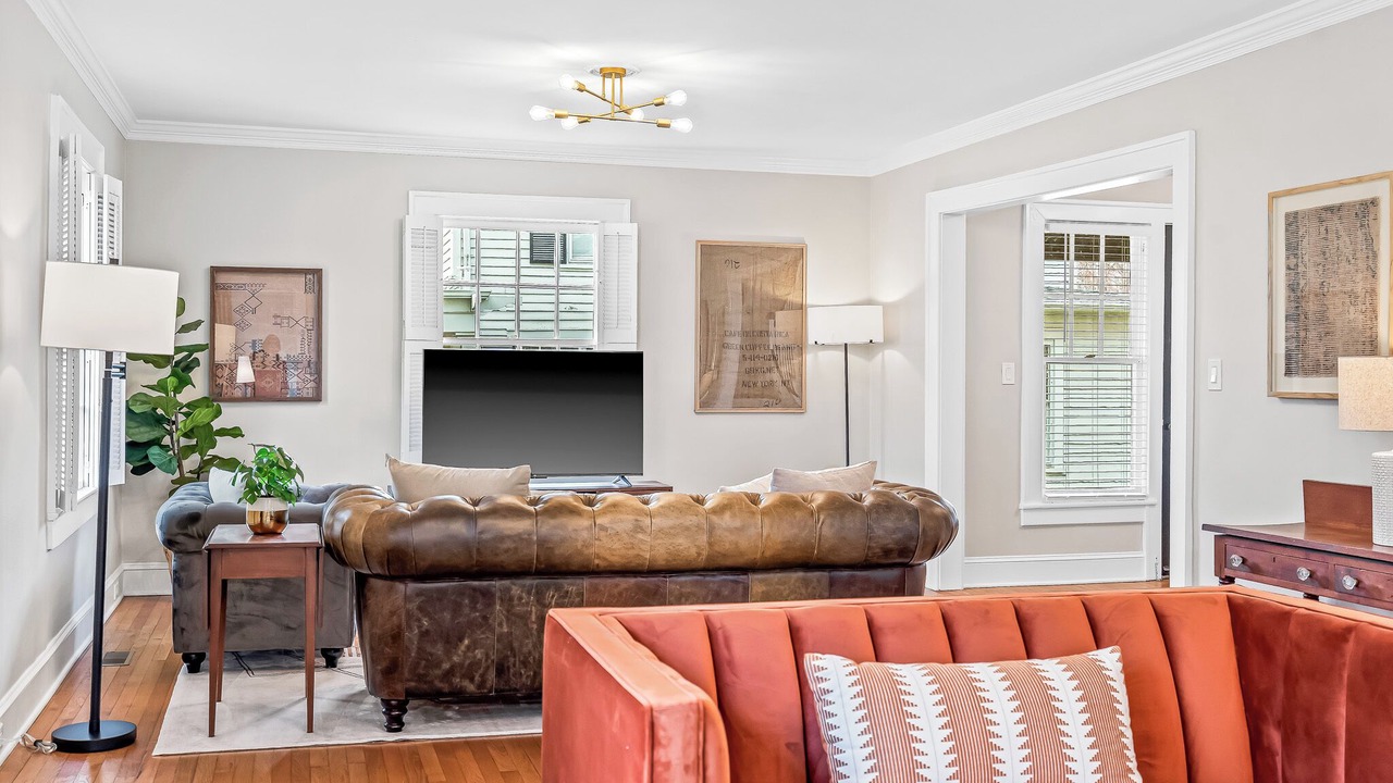 Photo of Livingroom in Burlington