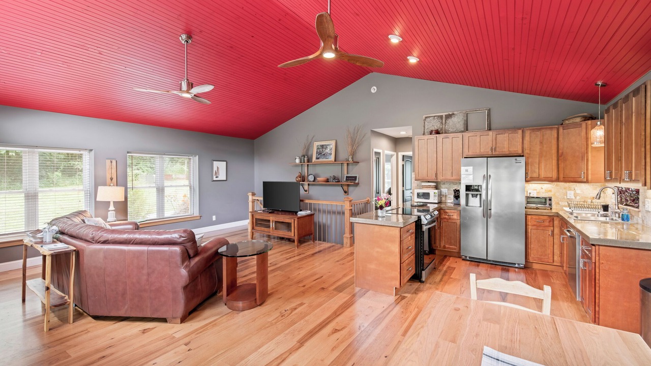 Photo of Bedroom in Lovingston