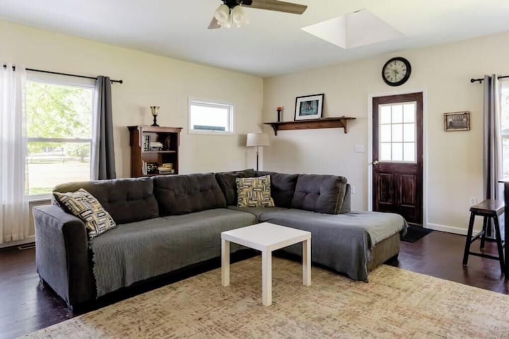Photo of Livingroom in Woodland Beach