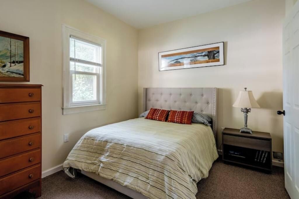 Photo of Bedroom in Woodland Beach