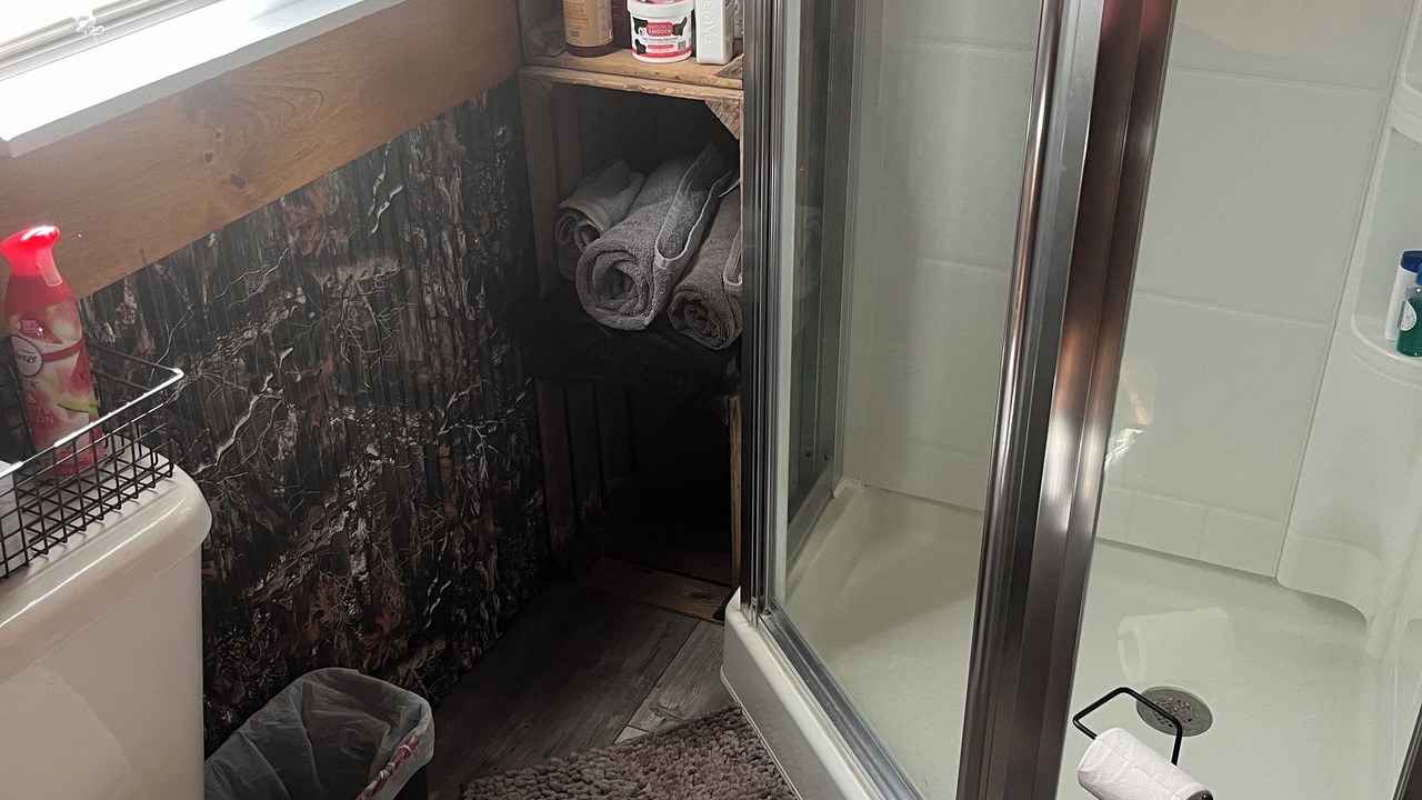 Photo of Bathroom in Force