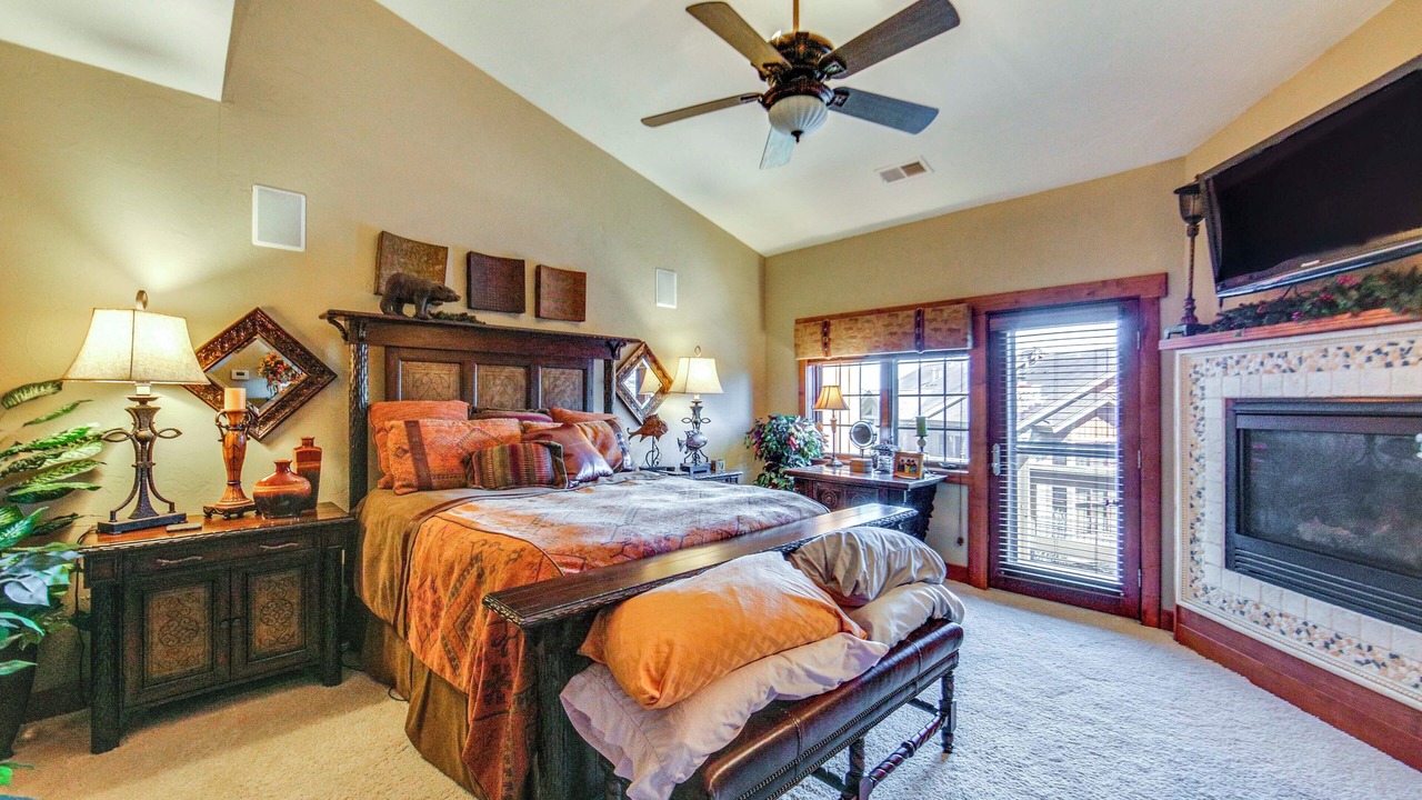 Photo of Livingroom in Champion