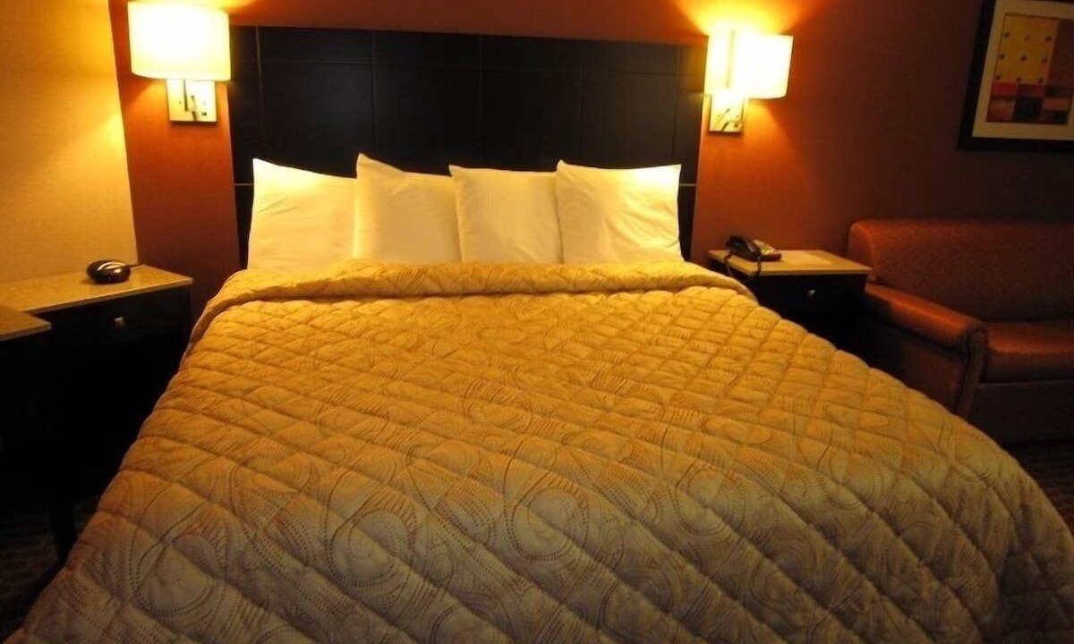 Photo of Bedroom in Monmouth Junction