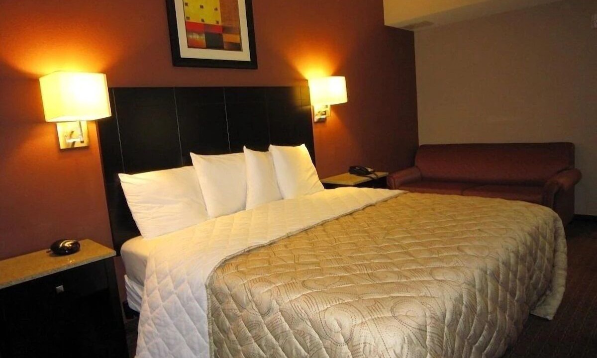 Photo of Bedroom in Monmouth Junction