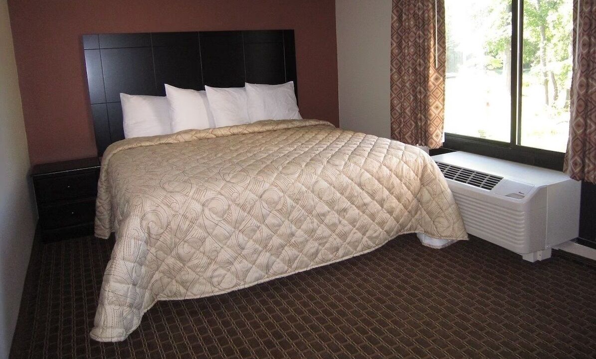 Photo of Bedroom in Monmouth Junction