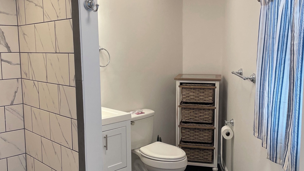Photo of Bathroom in Beach Haven West
