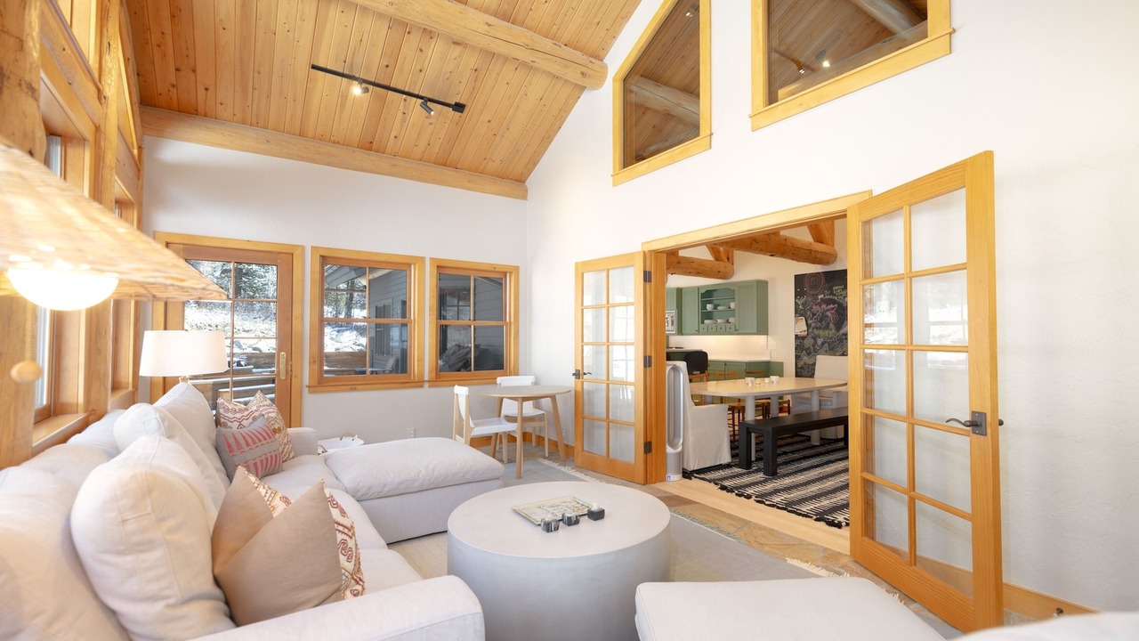 Photo of Livingroom in Granite Ridge
