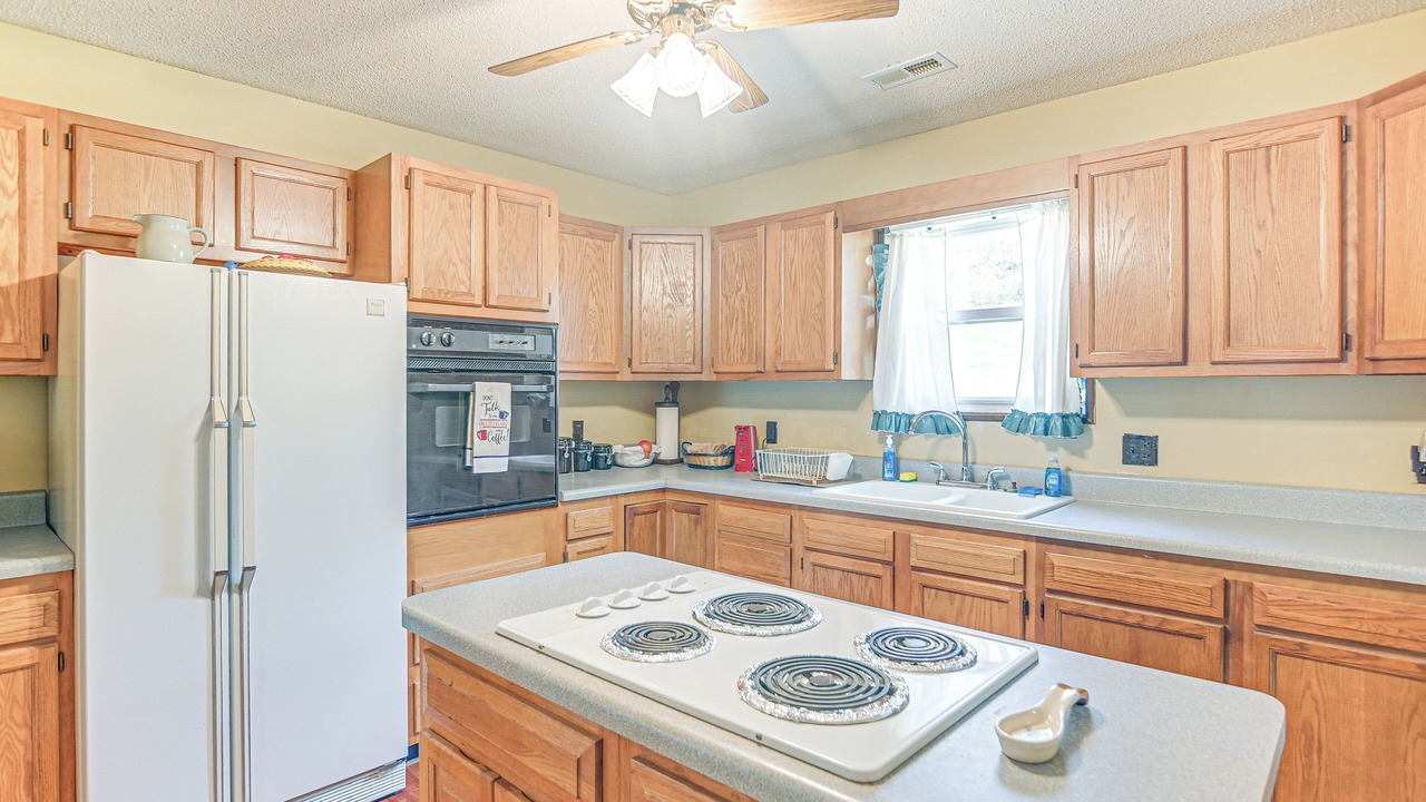 Photo of Kitchen in Lockbridge