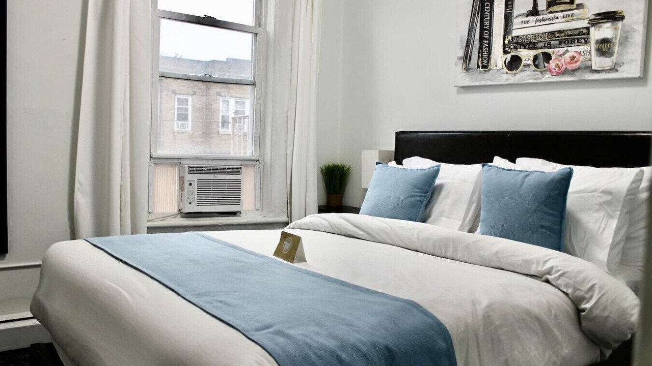 Photo of Bedroom in West New York