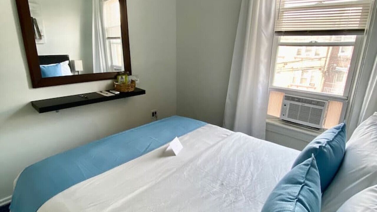 Photo of Bedroom in West New York