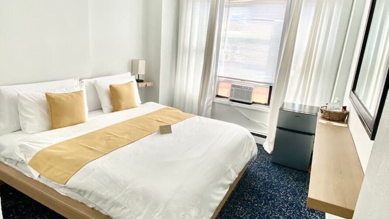 Photo of Bedroom in West New York