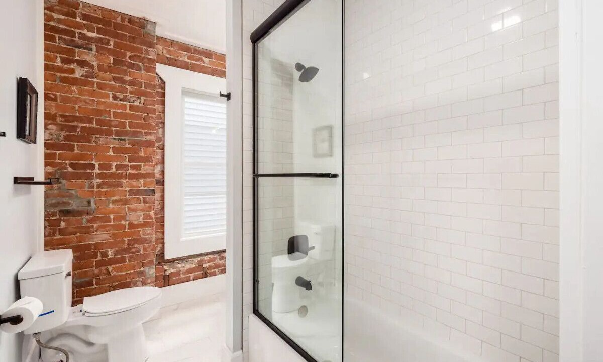 Photo of Bathroom in Olde Towne East