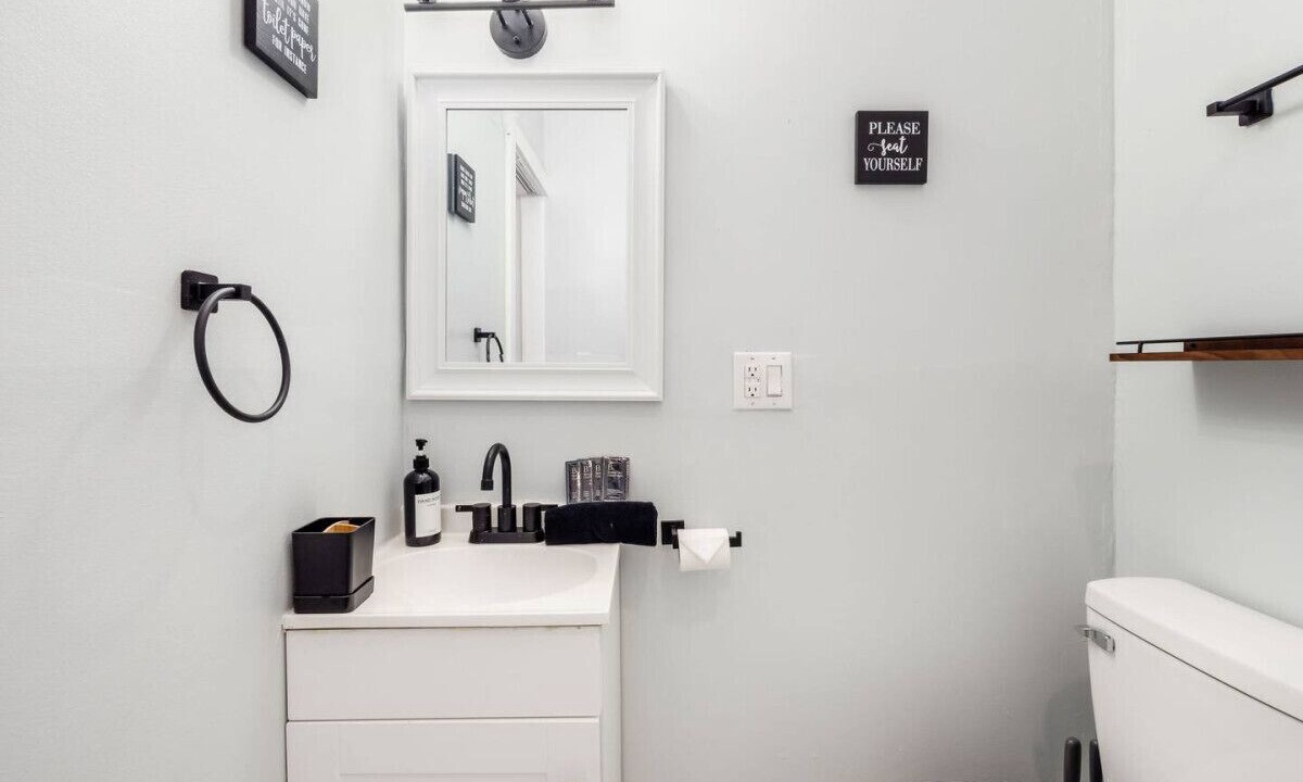 Photo of Bathroom in Olde Towne East