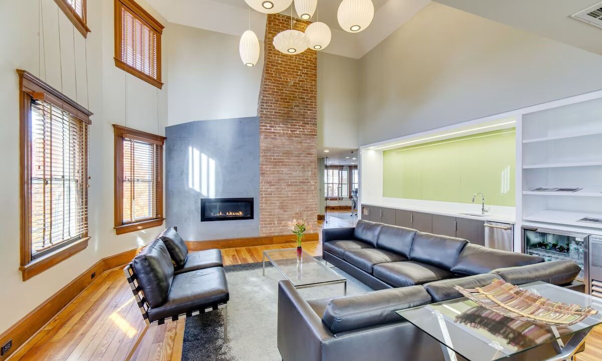 Photo of Livingroom in Milford