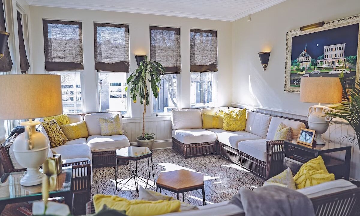 Photo of Livingroom in Milford
