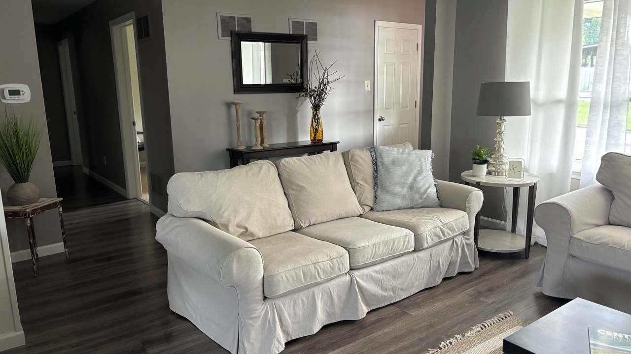 Photo of Livingroom in Bellefonte
