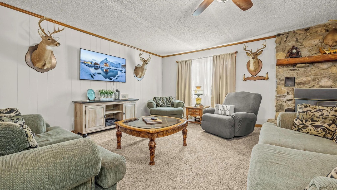 Photo of Livingroom in Smithville