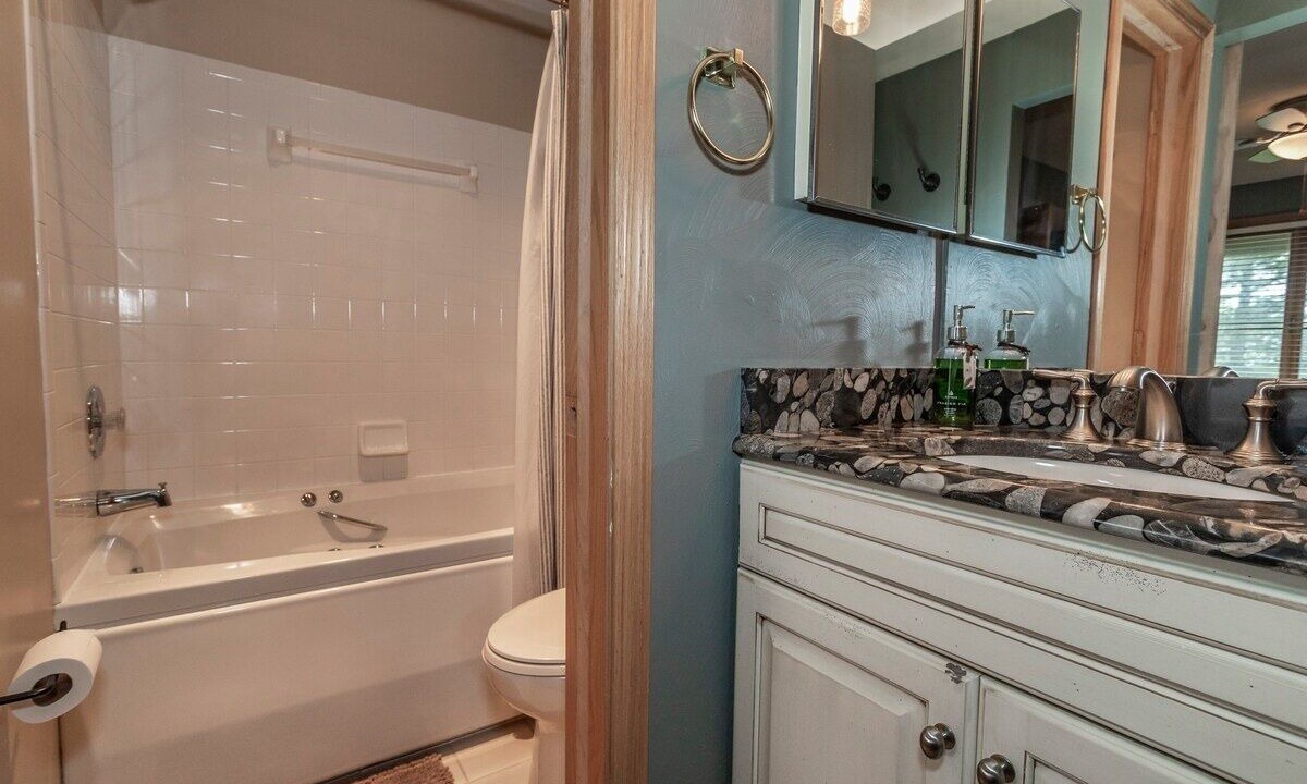 Photo of Bathroom in Seven Springs