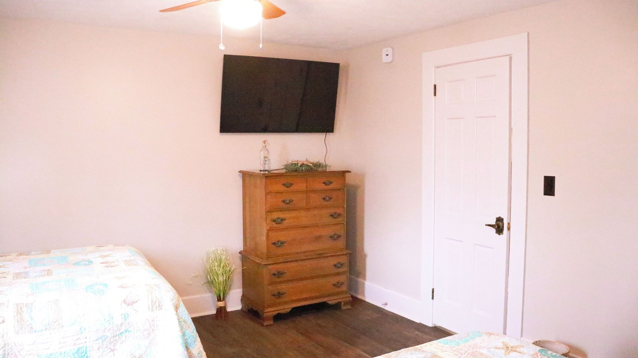 Photo of Bedroom in Hadley