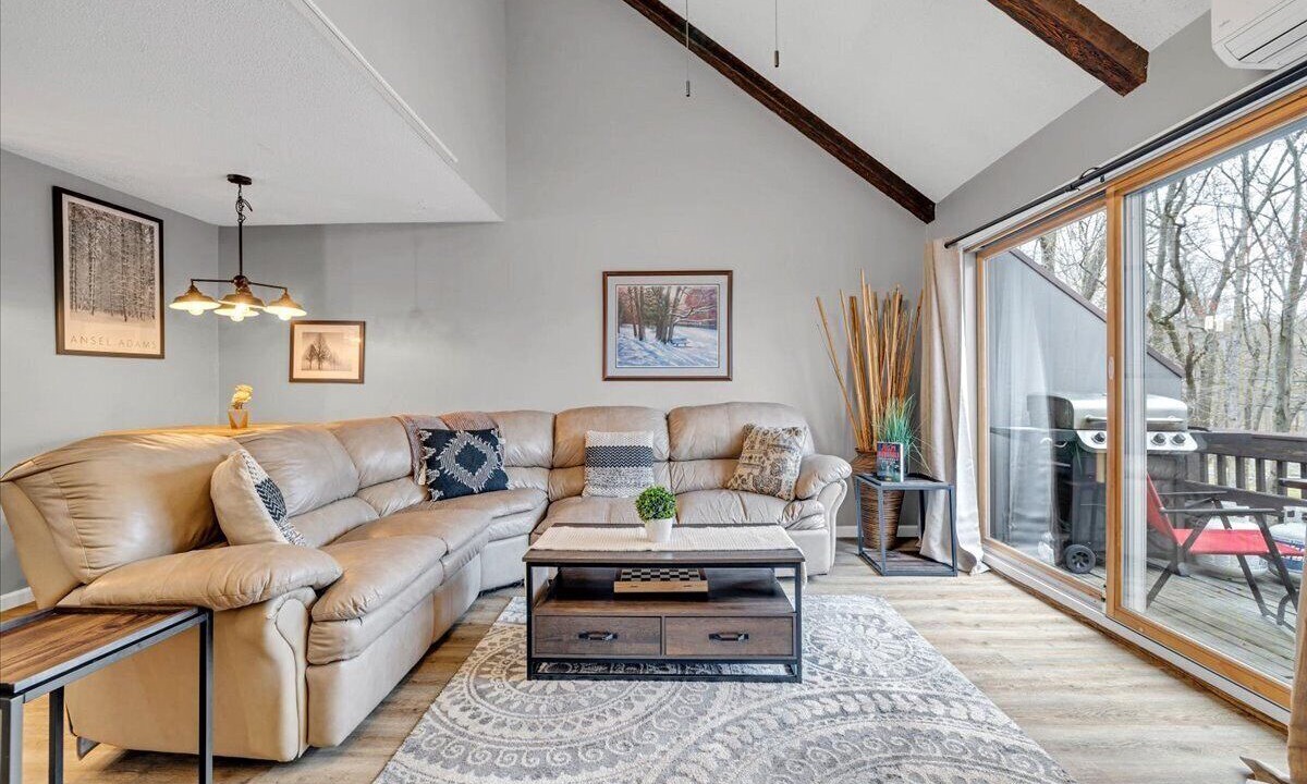 Photo of Livingroom in Village at Camelback