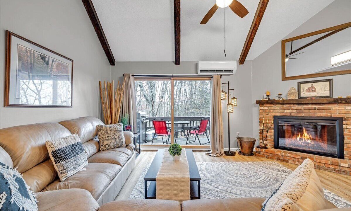 Photo of Livingroom in Village at Camelback