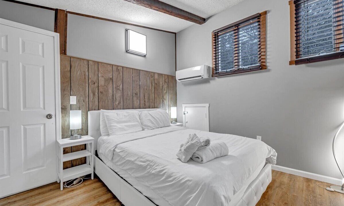 Photo of Bedroom in Village at Camelback