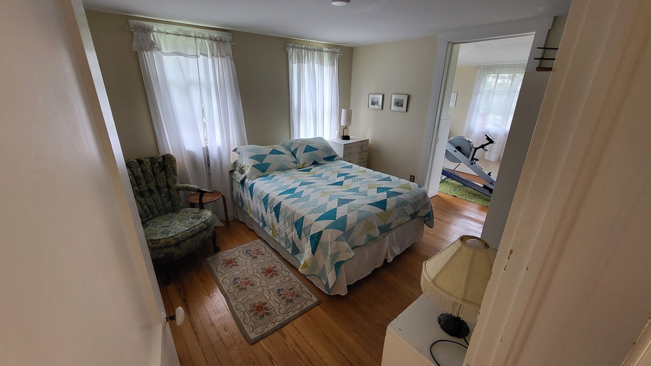 Photo of Bedroom in Lewisburg