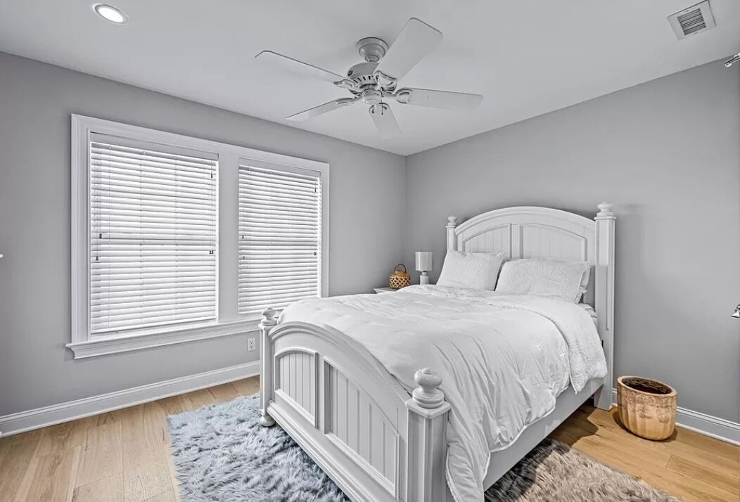 Photo of Bedroom in Avalon
