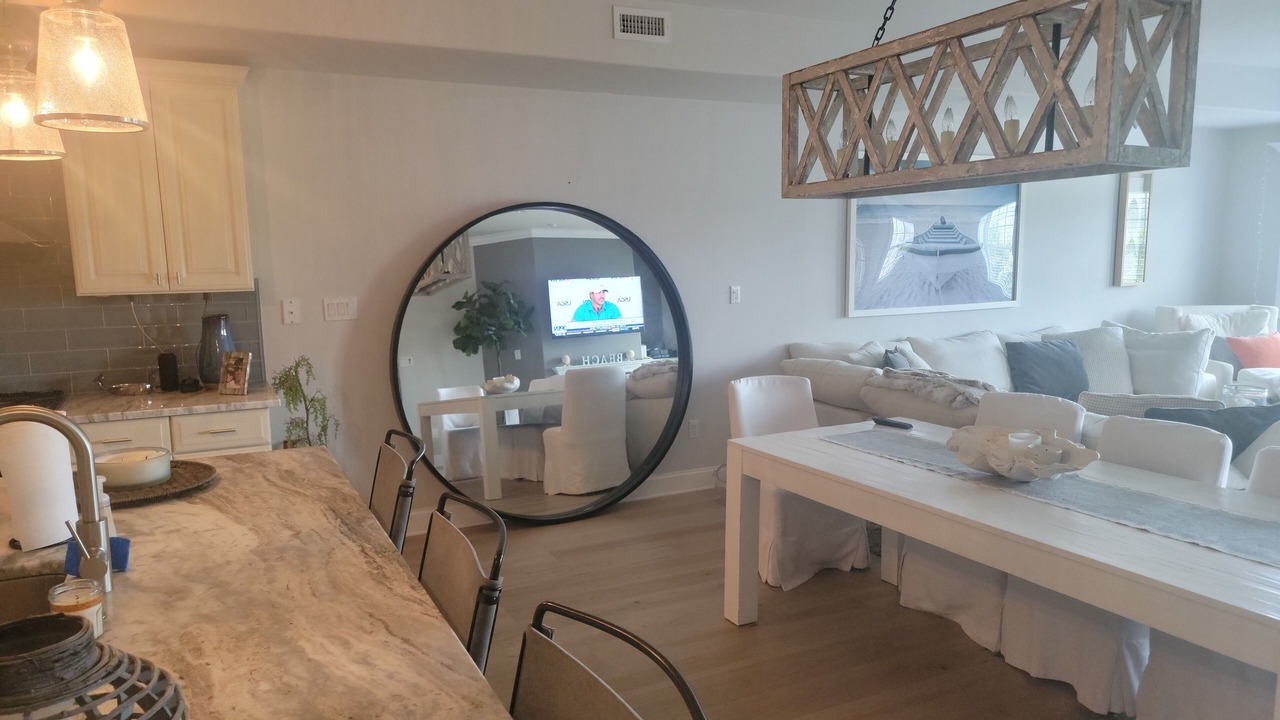 Photo of Livingroom in Avalon