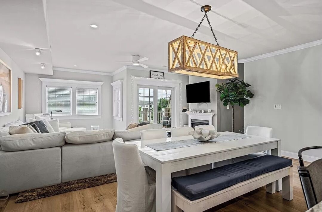 Photo of Livingroom in Avalon
