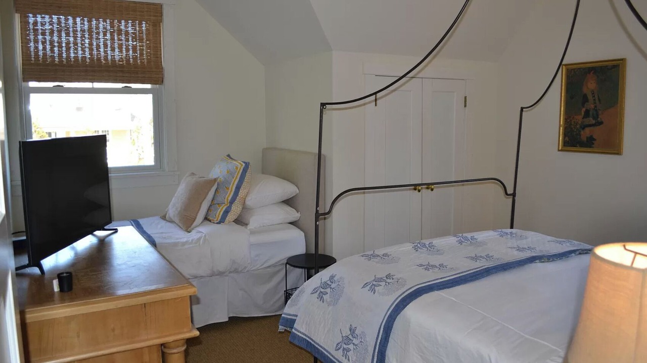 Photo of Bedroom in Avon
