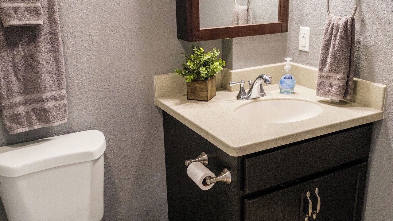 Photo of Bathroom in Newark